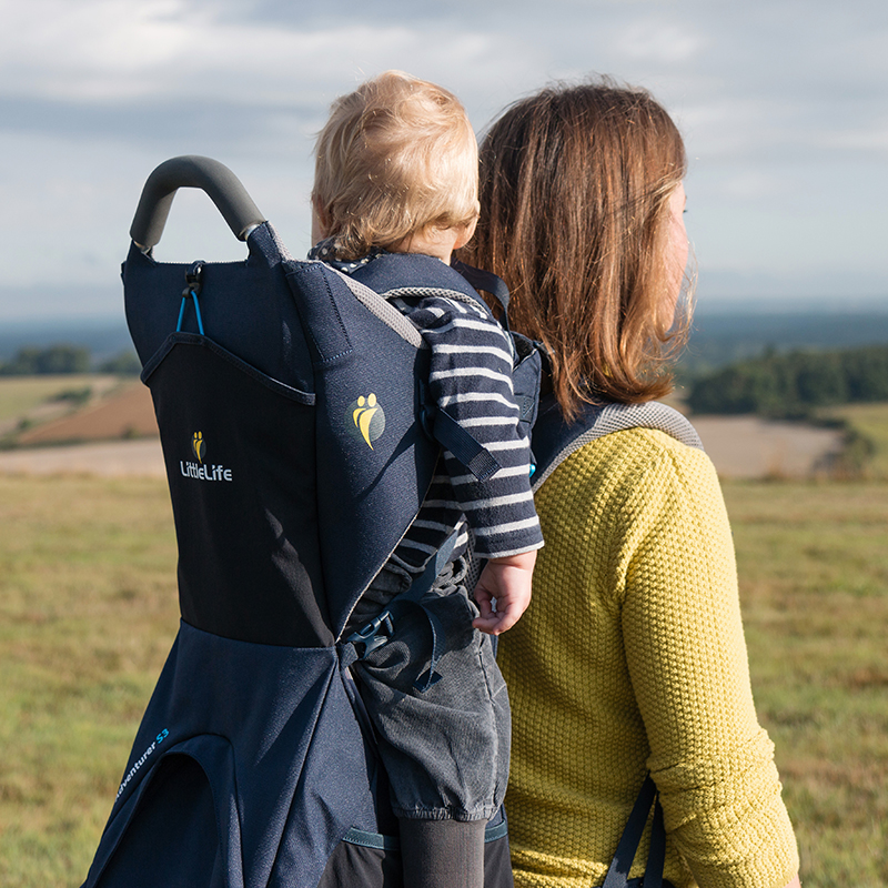 Adventurer S3 Child Carrier; navy